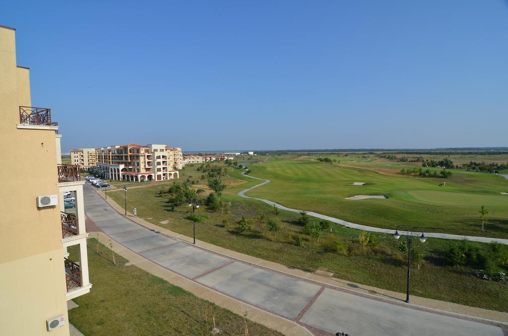 Golf Apartments Балчик Экстерьер фото